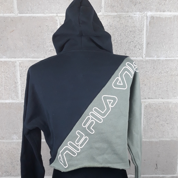 Women's Fila Crop Hoodie - Picture 6 of 7